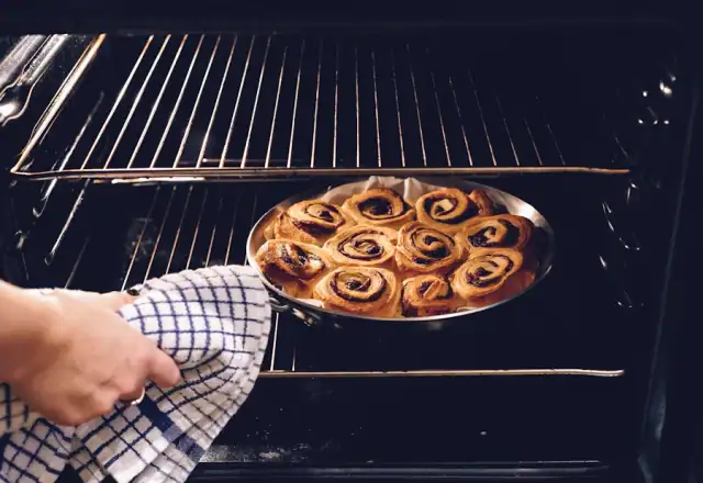 Bread baking inside an oven for planning refrigeration capacity